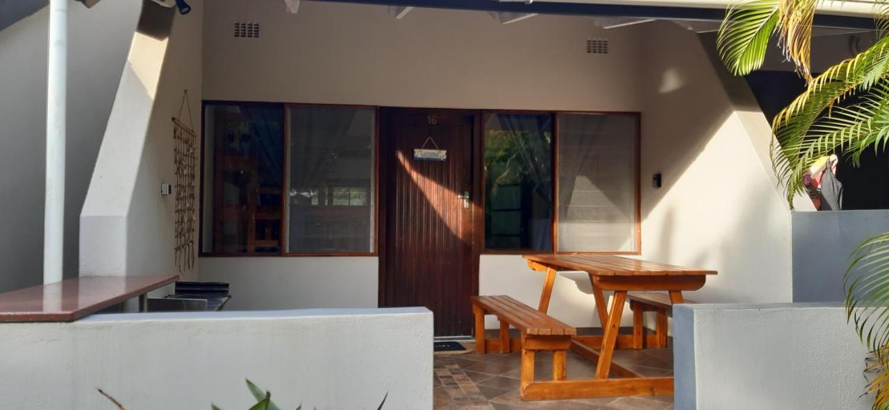 Happy House @ 16 St. Lucia Exterior foto
